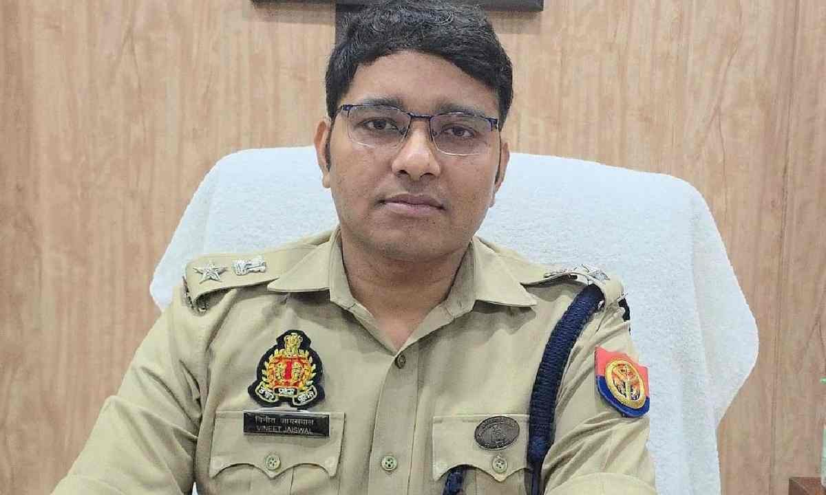 IPS Story, Vineet Jaisawal