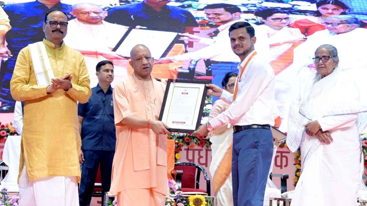 CM Yogi Adityanath, UP News